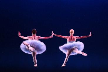 afp-photo-charly-triballeau-ballet-trockadero-monte-carlo-2024